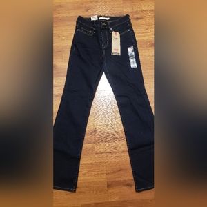 Levis 315 shaping bootcut jeans size 26